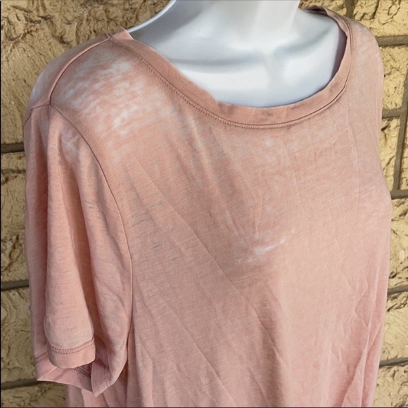 Flow Top Cotton Candy Susina burnout Top Oversize
Size 1X New with tags - Picture 10 of 12
